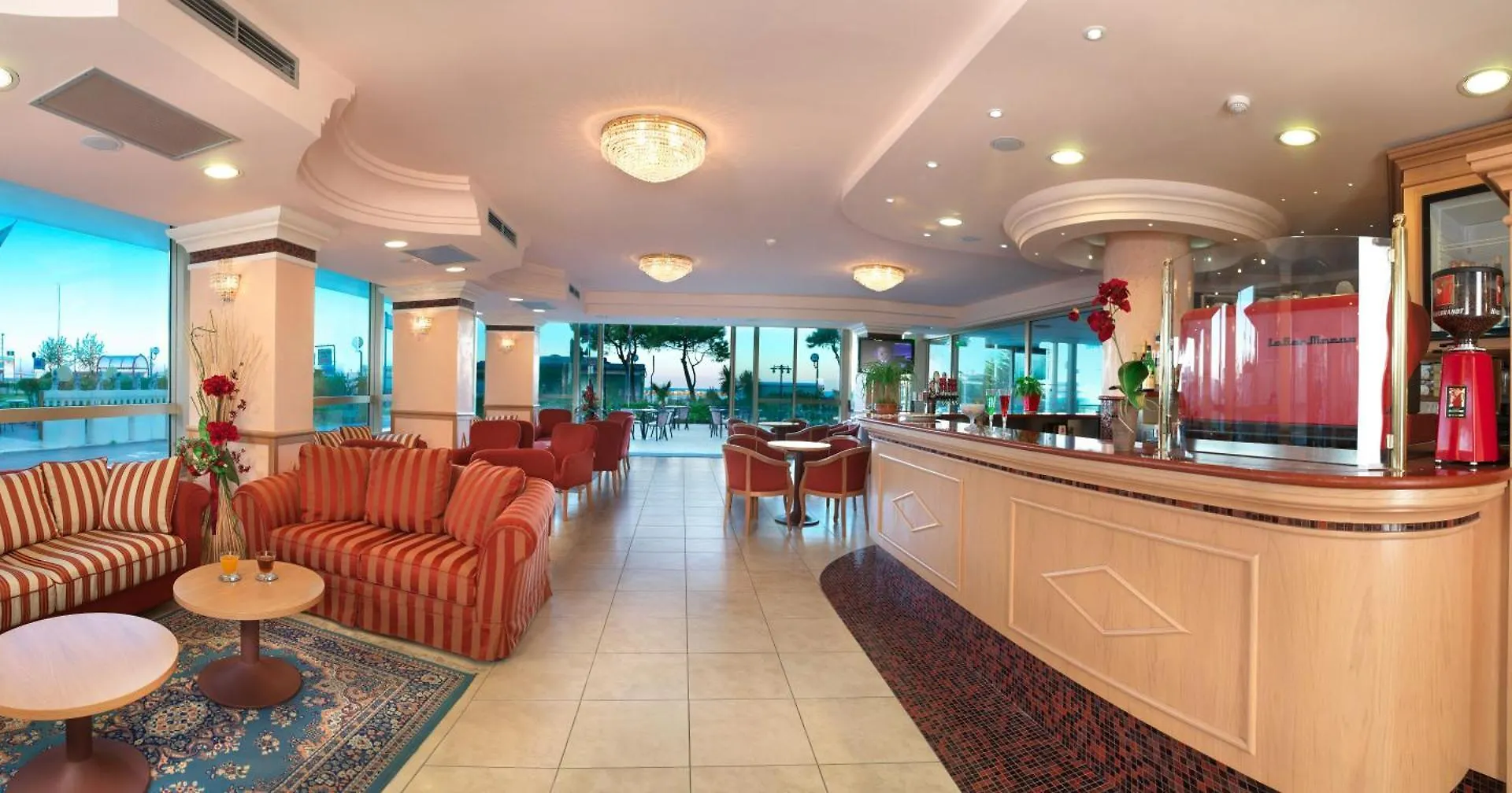 Hotel Mondial Bellaria-Igea Marina 3*,